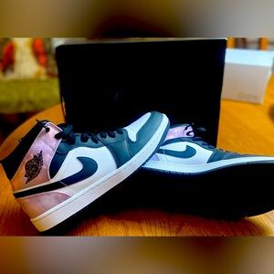 Women’s size 9.5 Jordans